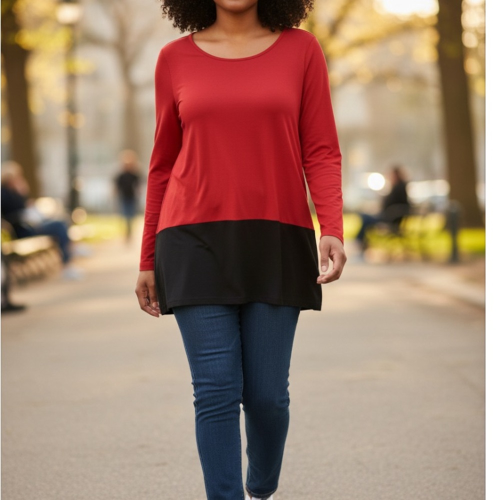 Chico’s Red and Black Tunic W/Lattice Cut Out Sleeves. Plus Size 18/20